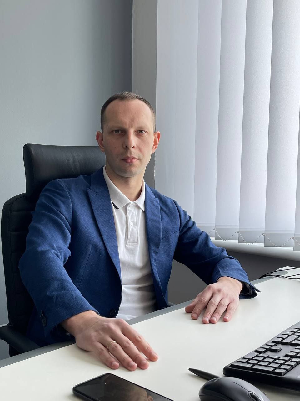 داخل متجر Blyzenko وعرض المنتجات